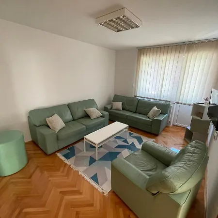 L&m Centre Bihać