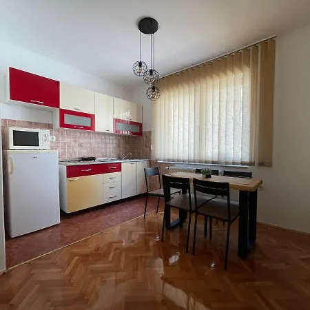 L&m Centre Apartment